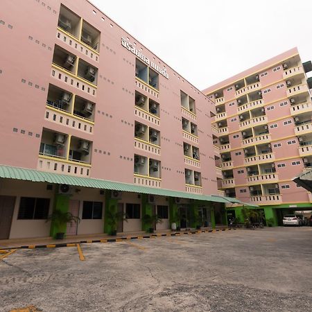 Hotel Jiruspon Mansion à Bangsaen Extérieur photo