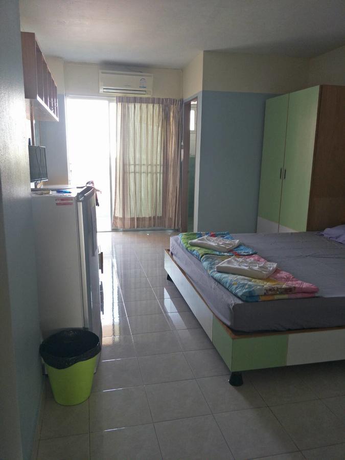 Hotel Jiruspon Mansion à Bangsaen Extérieur photo